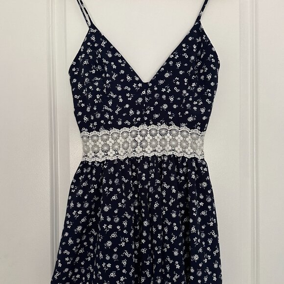 Windsor navy and white Romper, Size small - Picture 3 of 6